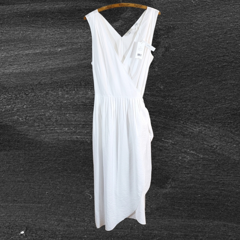 NWT VINCE Sleeveless V-Neck Wrap Side Tie Pleated Midi Dress Optic White XL - Picture 4 of 12